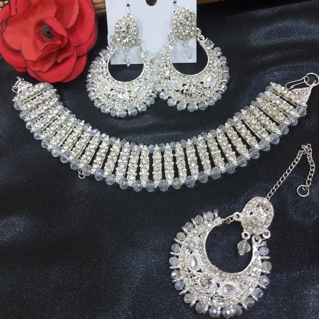 New Stylish Choker Set